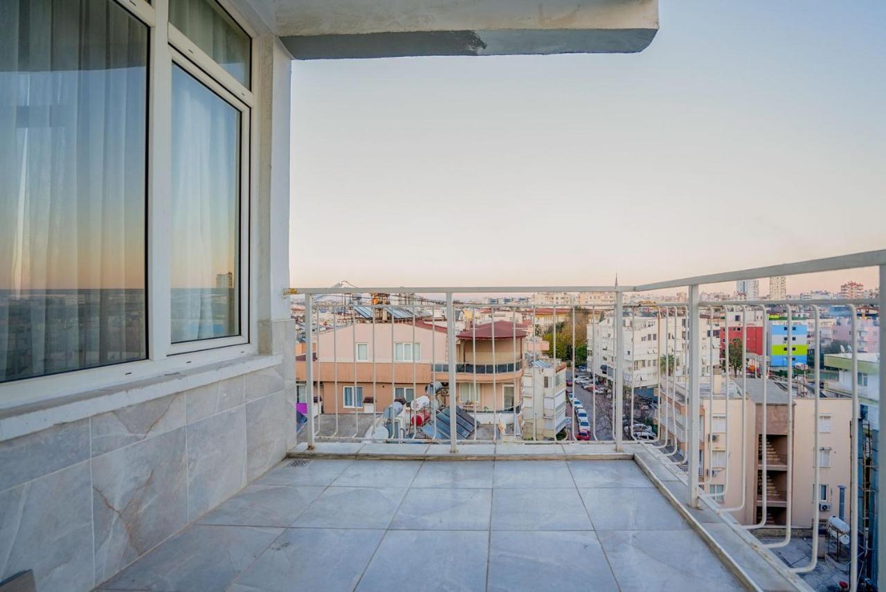 أنطاليا Central And Comfy Flat With Balcony In Muratpasa المظهر الخارجي الصورة